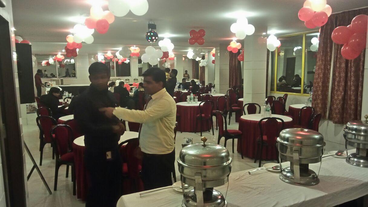 אגרה Hotel Delux Inn מראה חיצוני תמונה