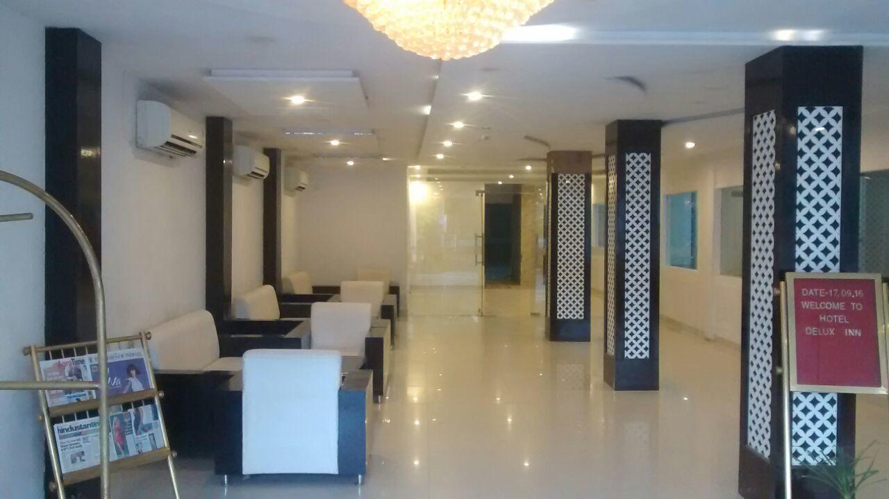 אגרה Hotel Delux Inn מראה חיצוני תמונה